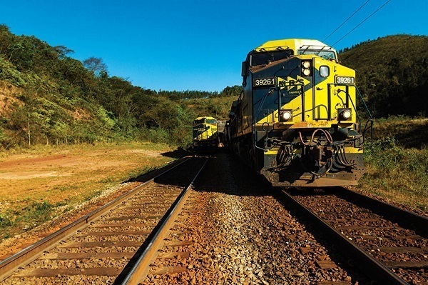 Teste iniciado de café ensacado de 21 toneladas foi transportado em ferrovia