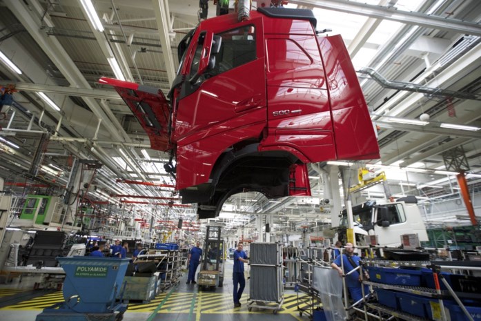 Fábrica da Volvo começa a operar a toda velocidade