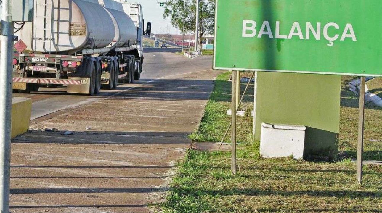 Entenda tudo sobre a Lei da balança para caminhões