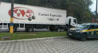 Caminhoneiro é feito refém por dois criminosos durante assalto