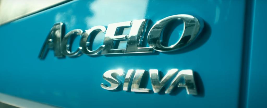 Mercedes-benz batiza os novos caminhões com nome dos compradores