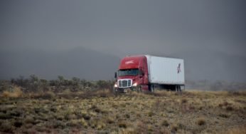 Quais são os requisitos para se tornar um caminhoneiros nos Estados unidos.