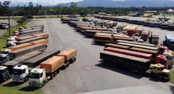 Conheça os 5 postos de combustíveis mais bem avaliados pelos caminhoneiros.