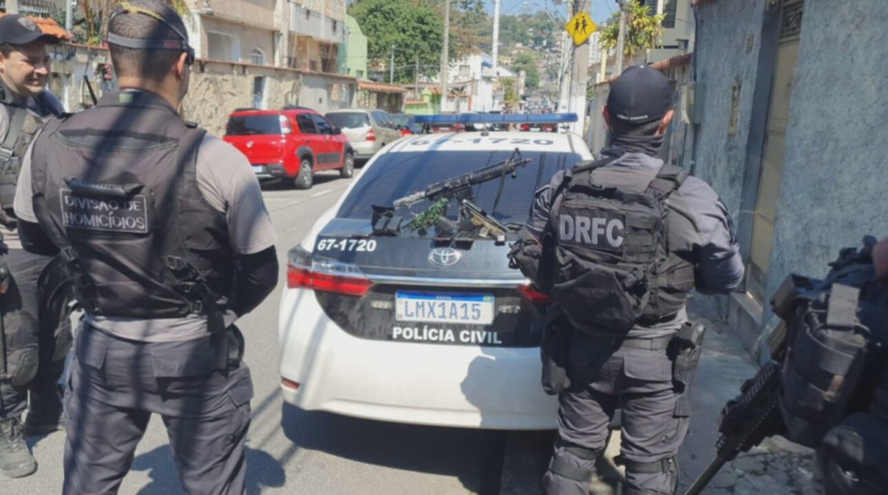 Polícia mata quatro homens suspeitos de participarem de uma quadrilha de roubos de cargas no Rio de Janeiro