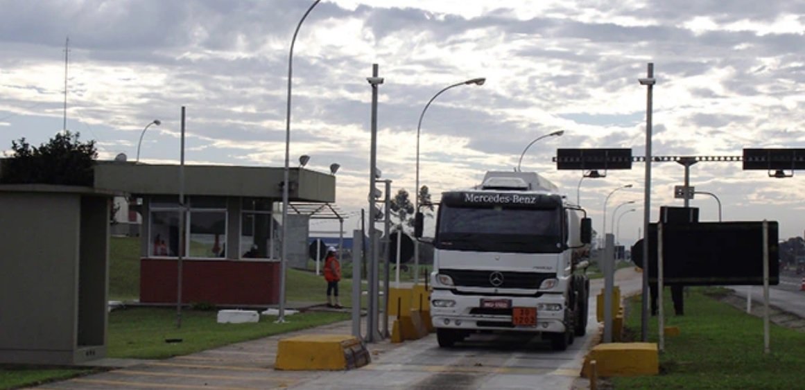 Ministério Público aumenta tolerância de excesso de peso dos caminhões