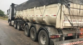 Caminhões com 50 toneladas de peso são apreendidos na BR-104