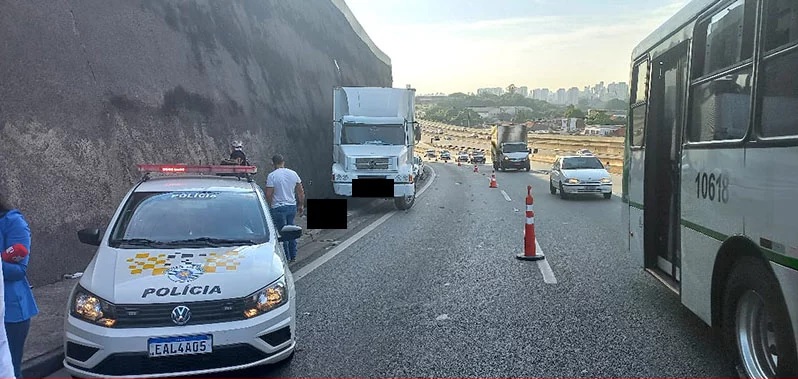 Caminhoneiro de 58 anos sofre mal súbito e morre na Anhanguera