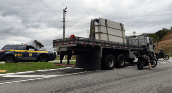Caminhoneiro é flagrado dirigindo por 24 horas e confessa uso de rebite