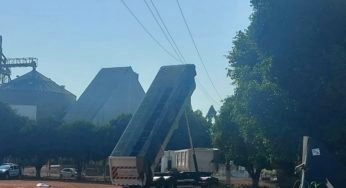 Caçambeiro morreu ao báscular caçamba próximo a fiação de alta tensão