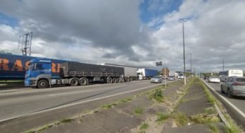 Desrespeito: caminhoneiros voltam a enfrentar longas filas