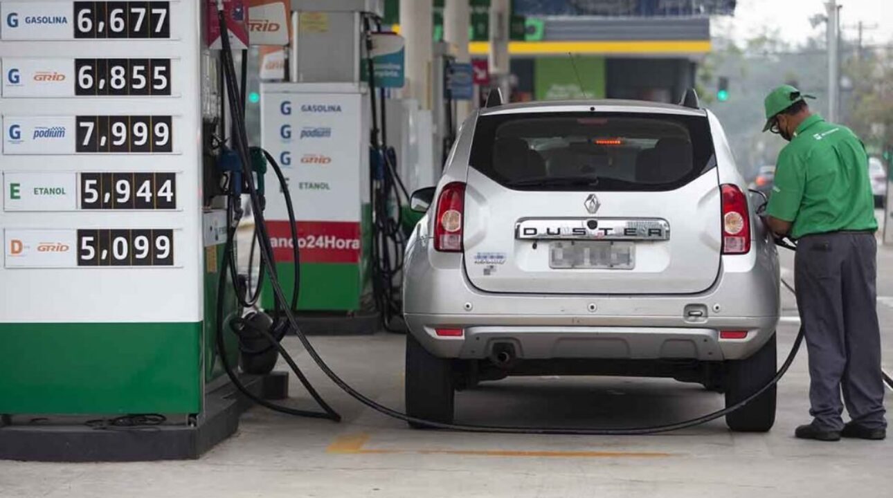 Postos do DF já estão repassando o aumento da gasolina anunciado pela Petrobras