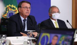 Bolsonaro anuncia novo aumento de combustível e sinalizar privatizar Petrobras