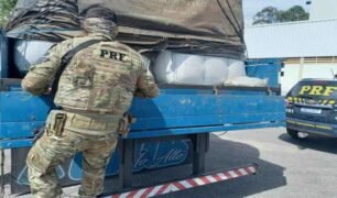 PRF flagra droga em caminhão que poderia gerar lucro de R$ 77 milhões