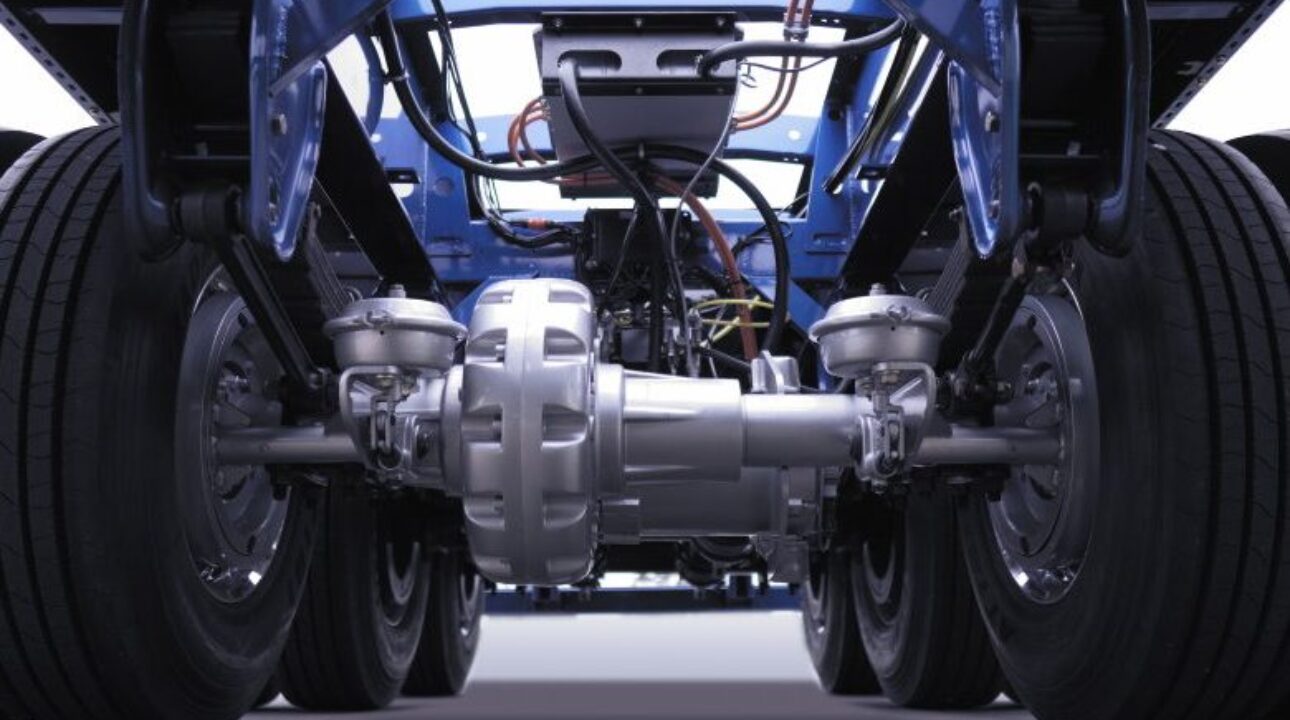 Semireboque com sistema de tração elétrica é apresentado pela Randon na Fenatran