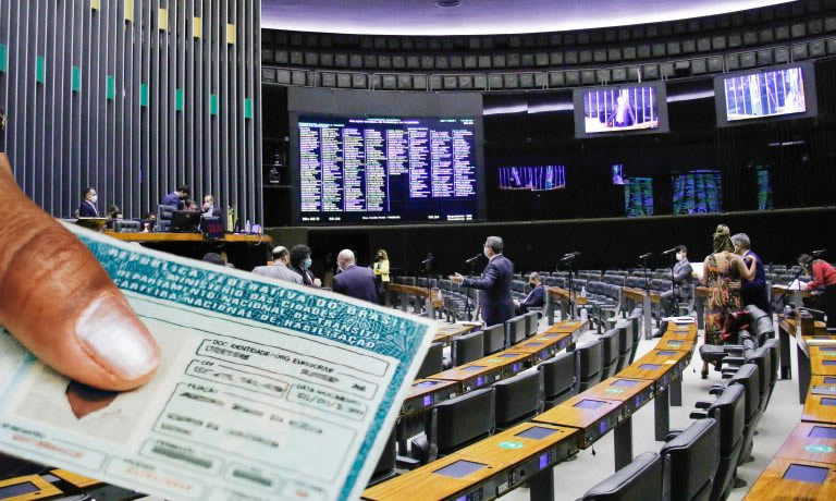 Senado Federal aprova exame toxicológico obrigatório para CNH