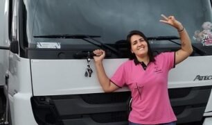 Caminheira herda paixão por caminhão e enfrenta depressão