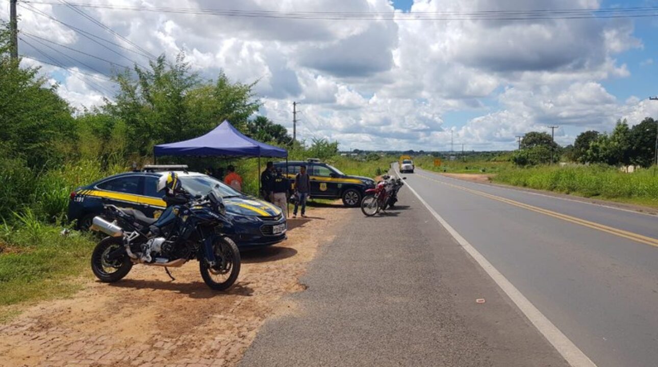 Motoristas infratores que dirigiam sem habilitação na BR-316 em Caxias/MA, são autuados pela PRF