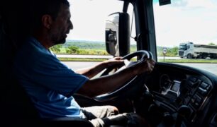 Saúde mental até que ponto pode afetar a vida dos caminhoneiros