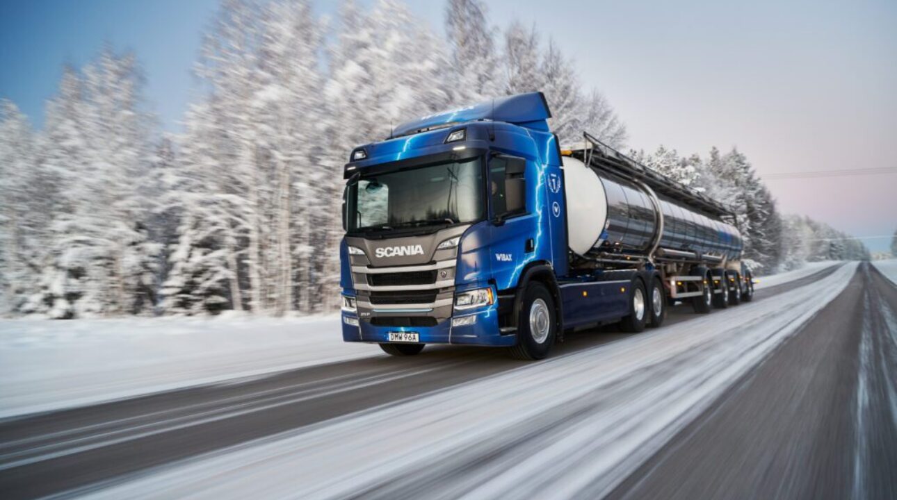 Scania terá caminhão elétrico com capacidade de 64 toneladas durante a neve