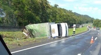 Dois acidentes na Régis Bittencourt, no interior de São Paulo, deixaram o trânsito da rodovia com lentidão