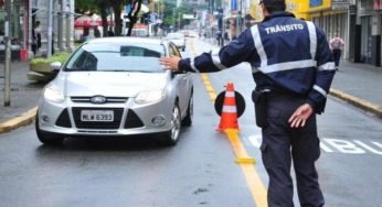 Veja os órgãos responsáveis por manterem a organização e fiscalização do trânsito em cada setor