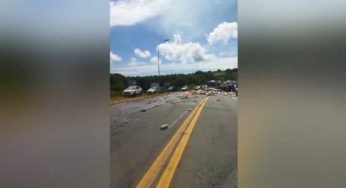 Carga é saqueada no Trevo da Morte após caminhão tombar