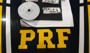 Caminhoneiro é flagrado portando 14 unidades de rebite e com cocaína para uso próprio