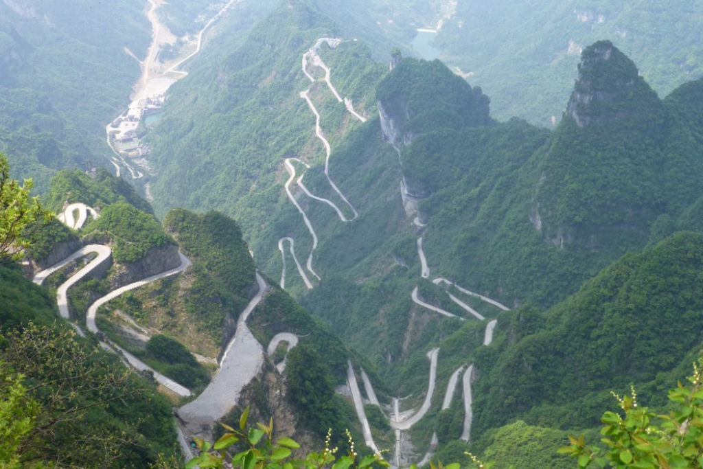Estrada da montanha Tianmen - China