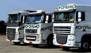 Transportadora Novo Rumo anuncia vagas para caminhoneiro
