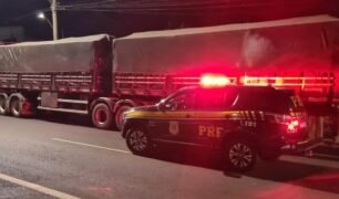 Caminhoneiro é preso com documentação falsa da transportadora da carga