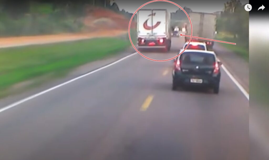 Video:Quase aconteceu uma tragédia entre o caminhão e um carro de passeio