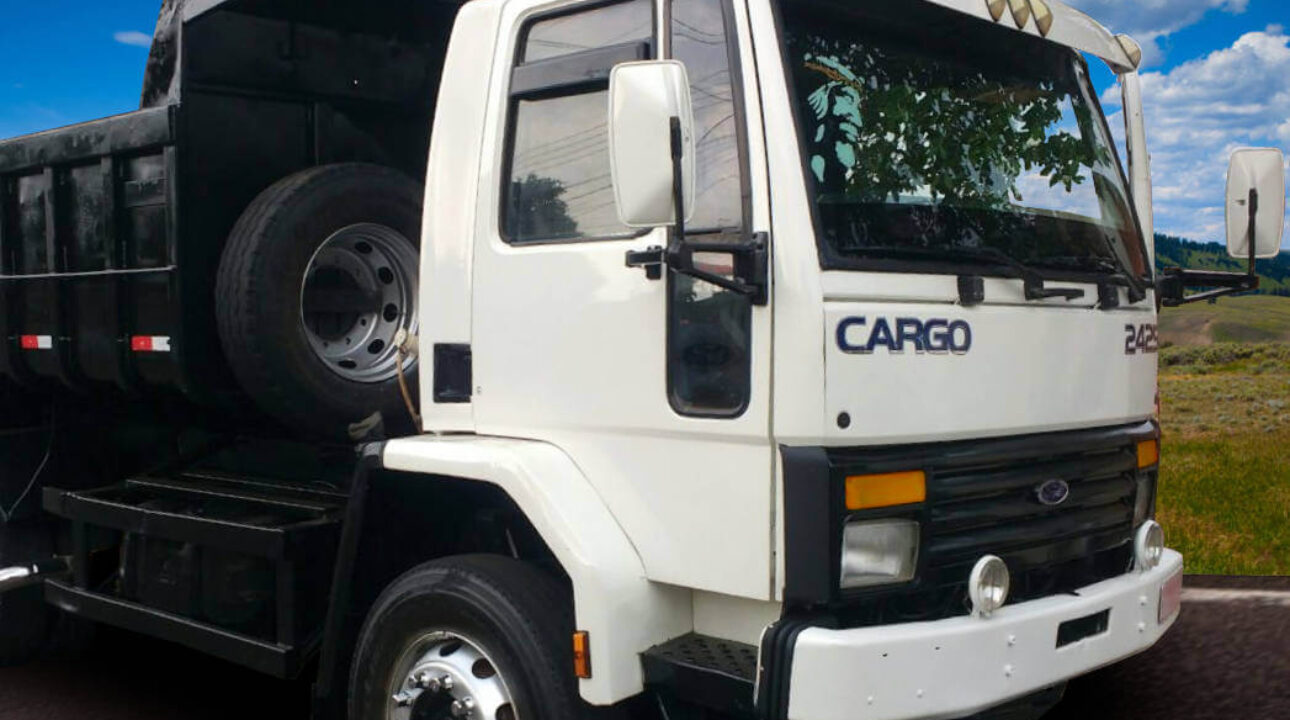 A história dos brutos Ford Cargo