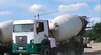 Brincadeira de mal gosto quase infartaram o caminhoneiro