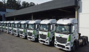 Transportadora G8 LOG está contratando caminhoneiro com salário de R$ 3.423,01