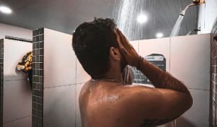 Veja se é possível um caminhoneiro conseguir encontrar um local para tomar banho na França