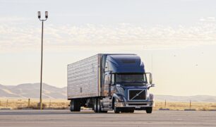 Como tirar CDL para dirigir caminhão nos EUA