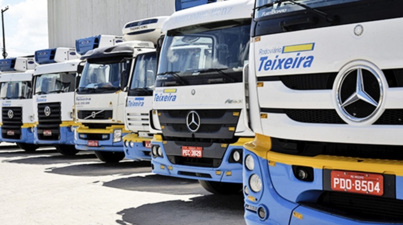 Rodoviário Teixeira abre vagas para motorista carreteiro