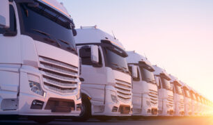 Céu Azul Transportes e logística abriu vagas para caminhoneiros com salário R$ 3.337,90