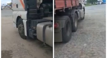 Caminhoneiro larga caminhão com carga após ser tratado como lixo