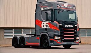 Scania lança caminhão em comemoração aos seus 65 anos