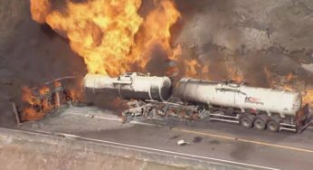 Acidente frontal entre duas carretas na BR-262 deixa dois motoristas mortos