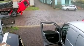 Cabine bascula enquanto caminhão estava em movimento