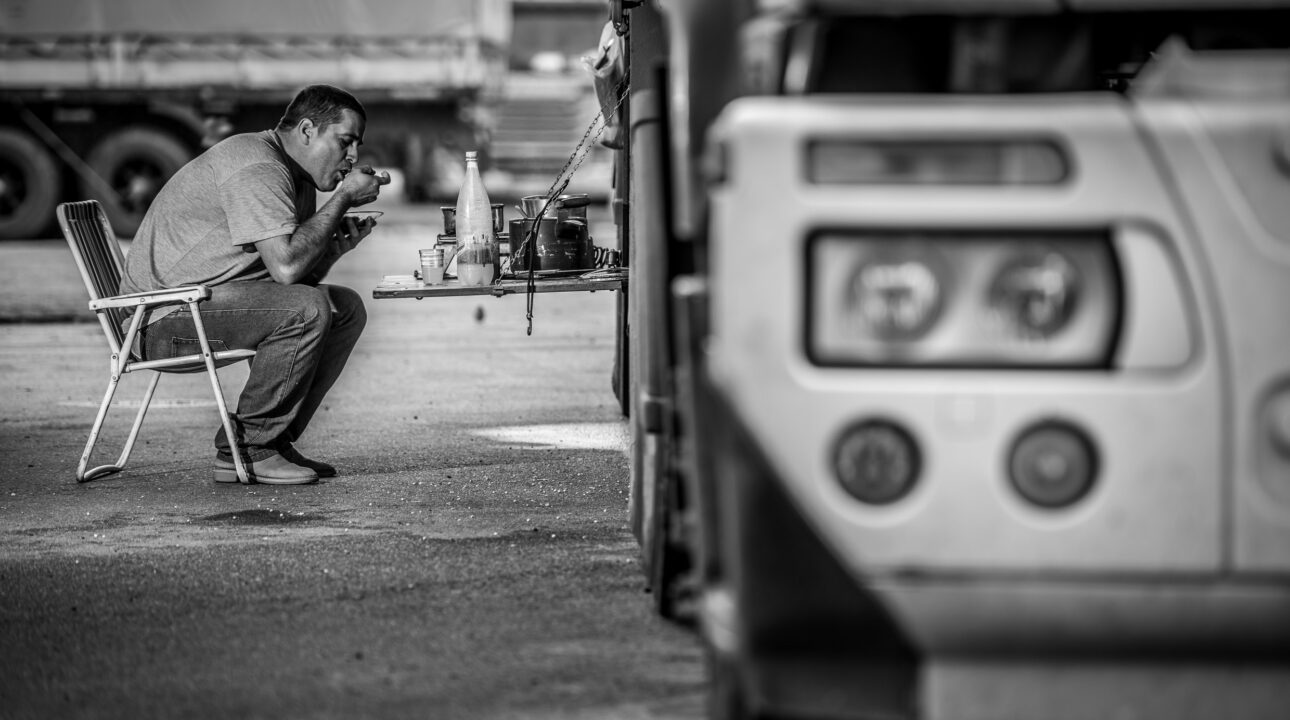 Vejam os maiores problemas enfrentados pelos caminhoneiros nas estradas brasileiras