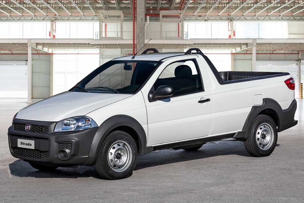 5 carros top que valiam uma Fiat Strada há 5 anos