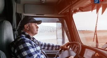 Três direitos que podem render mais de R$100 mil ao motorista de caminhão