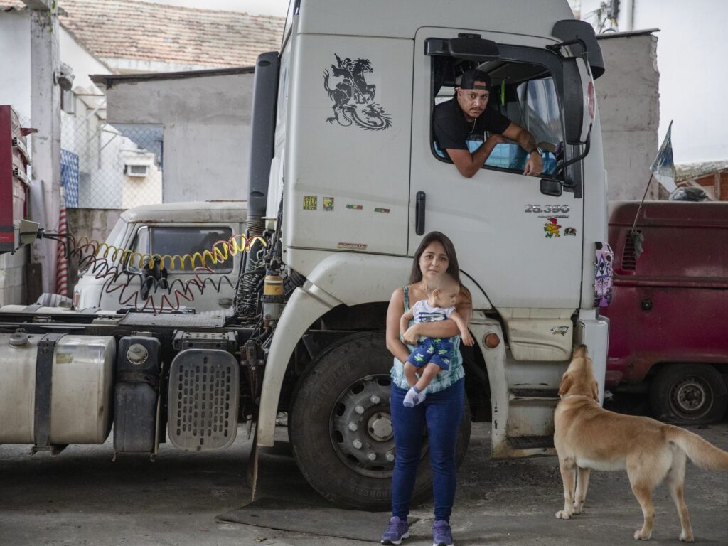 O que precisa fazer para virar um caminhoneiro autônomo