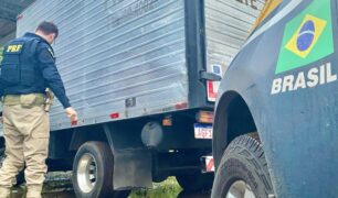 PRF apreende caminhão comprado com cheque sem fundo
