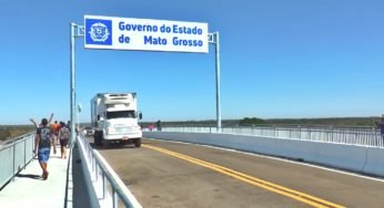Caminhoneiro que realizou a primeira travessia na Ponte da Integração Jose Monteiro Guimarães