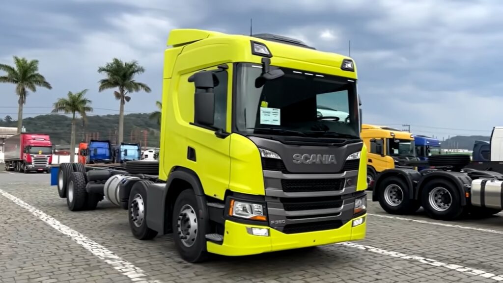 Veja a avaliação do novo Scania P360 8x2 2023