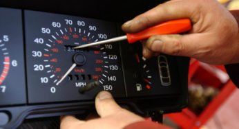 Aprenda a conferir a quilometragem se foi alterado ou não